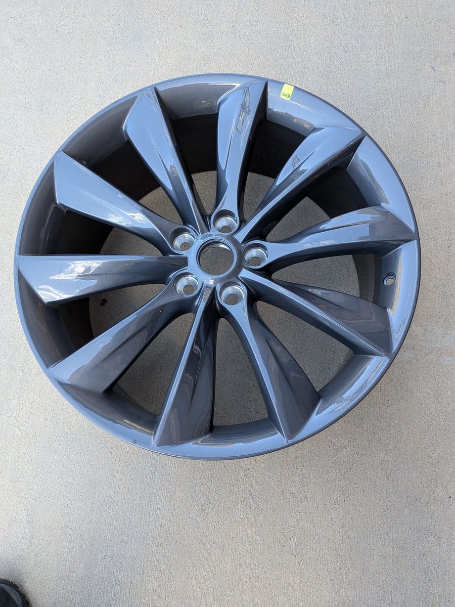 Tesla Model S OEM 21" Sonic Carbon Twin Turbine Wheel 21x8.5J