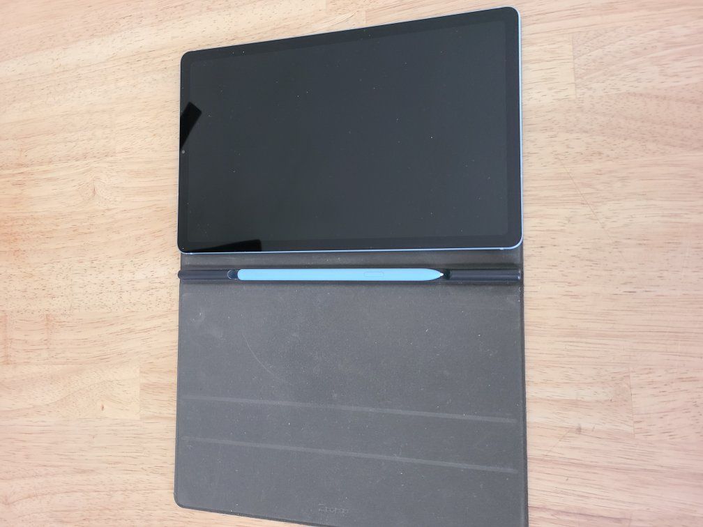 Samsung Tab S6 Lite with pen