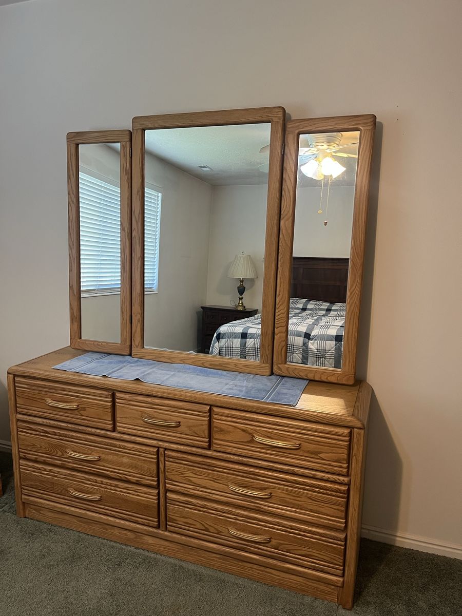 Dresser