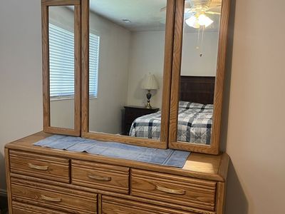 Dresser