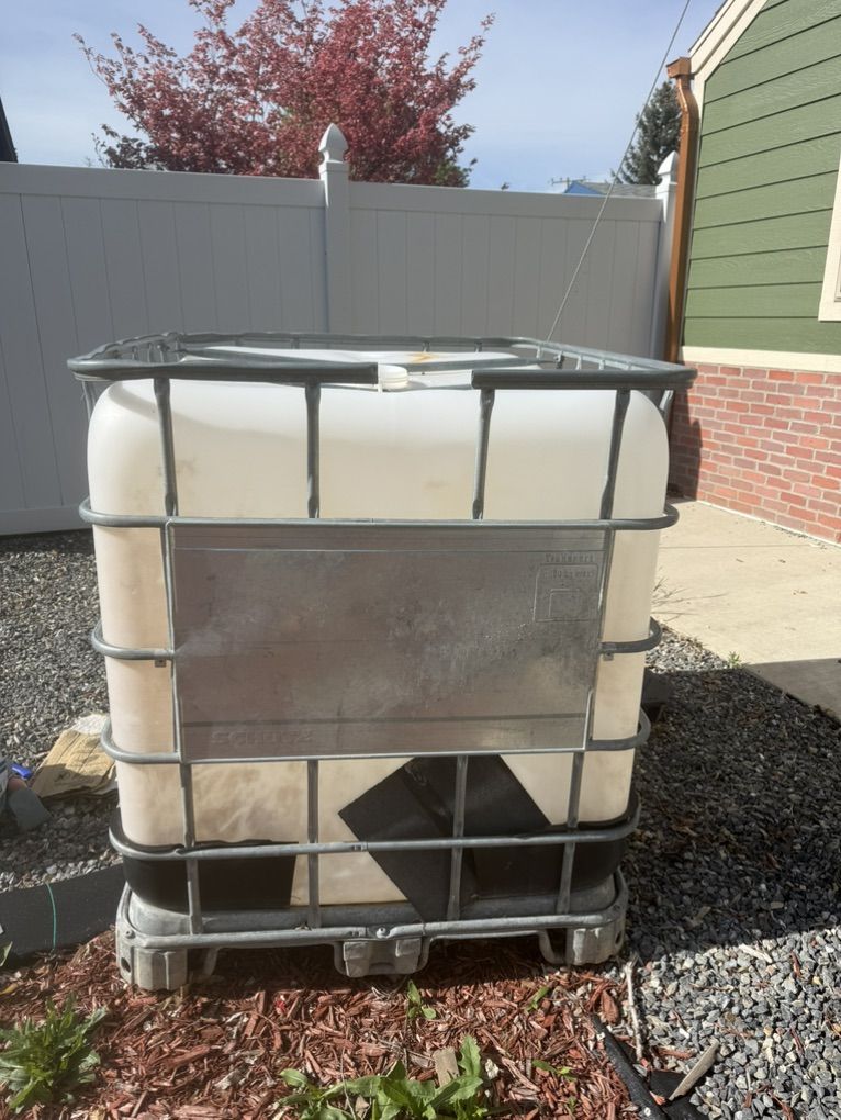 Water Starage Container