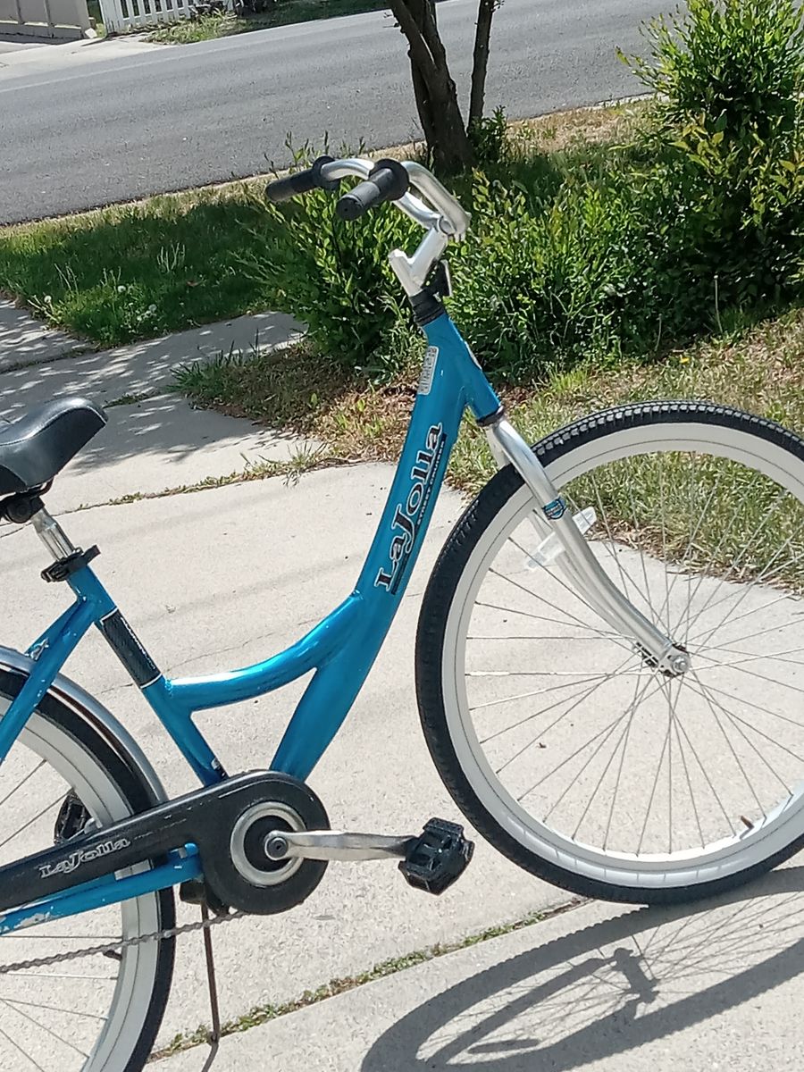 26 ' Next La Jolla Women Cruiser Bike