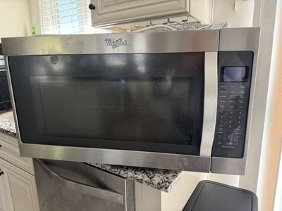 Whirlpool over-the-range microwave