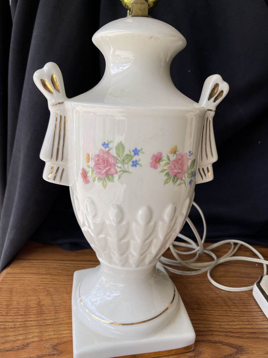 Main image 3