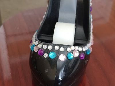 Scatch shoe/Free note pad.