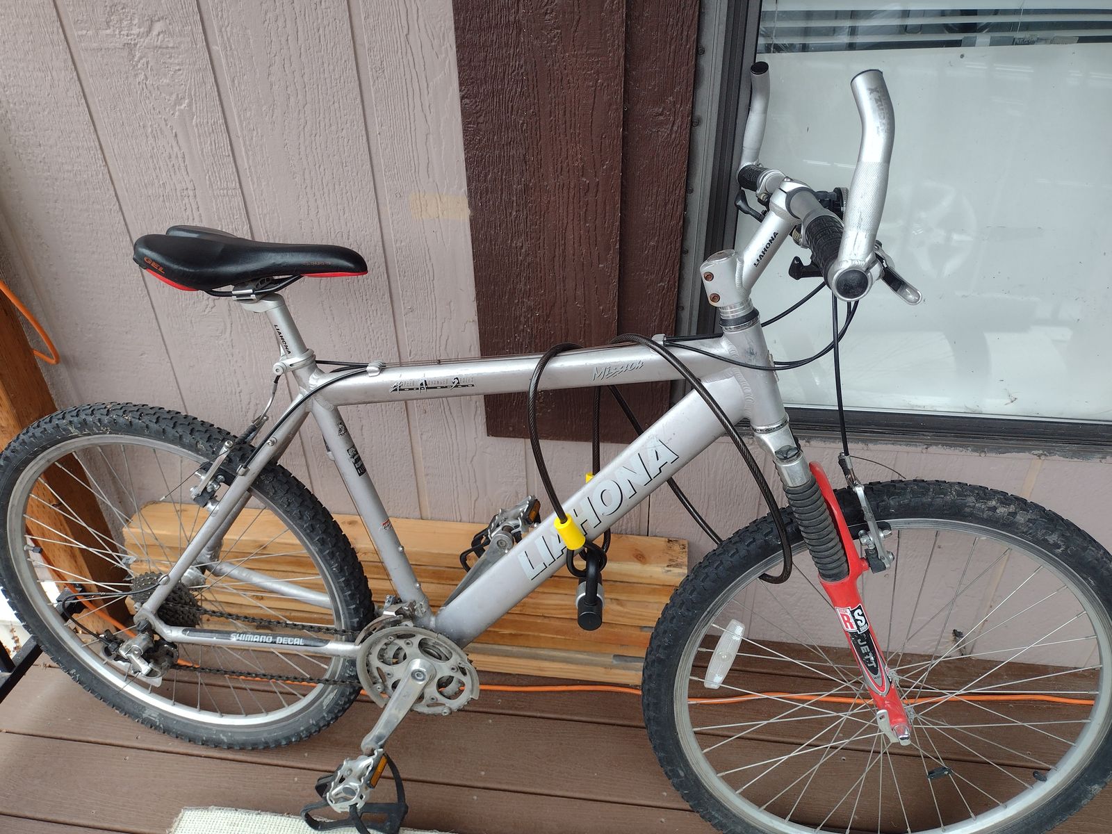 1999 Liahona Mountain Bike, good condition
