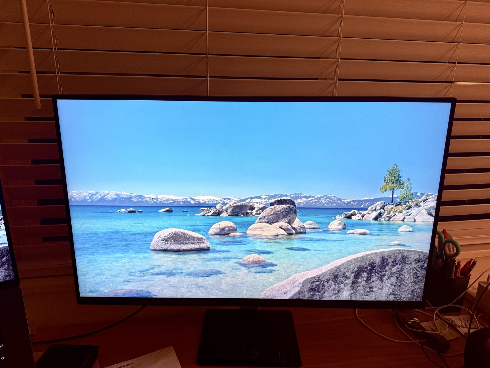 Samsung M7 32" 4K UHD Smart Monitor