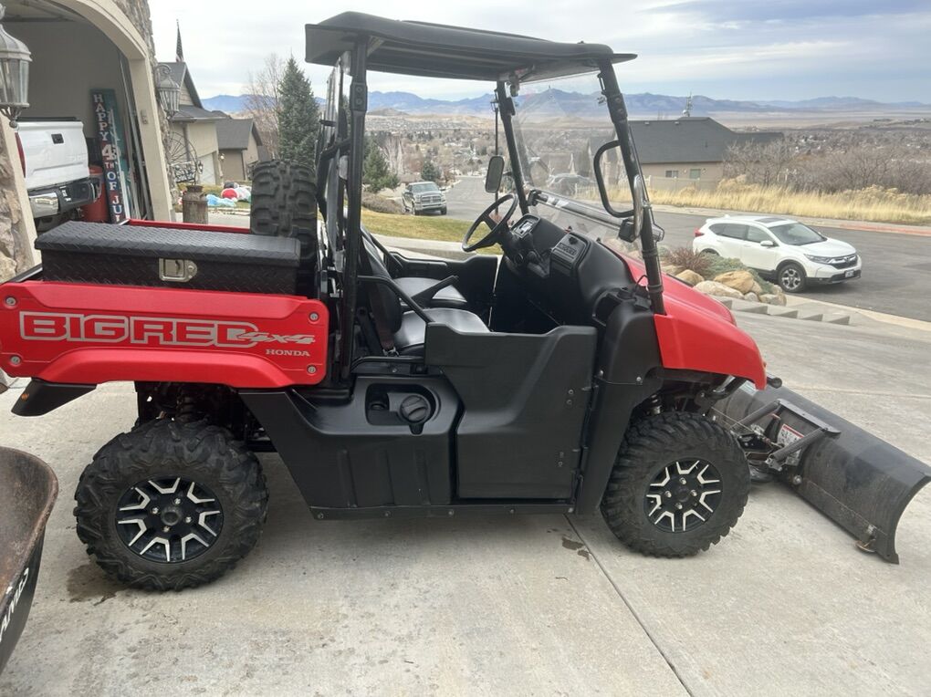 2009 Honda 700 Big Red Side By Side