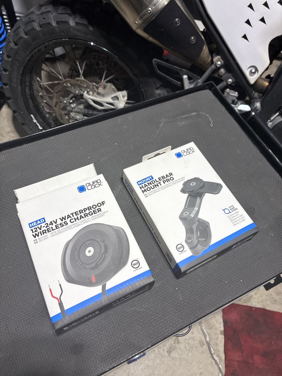 Quad lock mount and charger