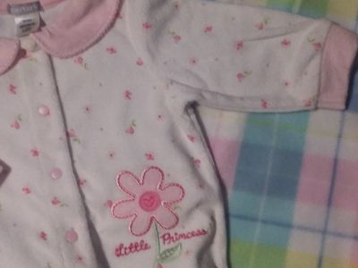CARTER'S 6-9 MO PRINCESS PJ AND PLAID BLANKET