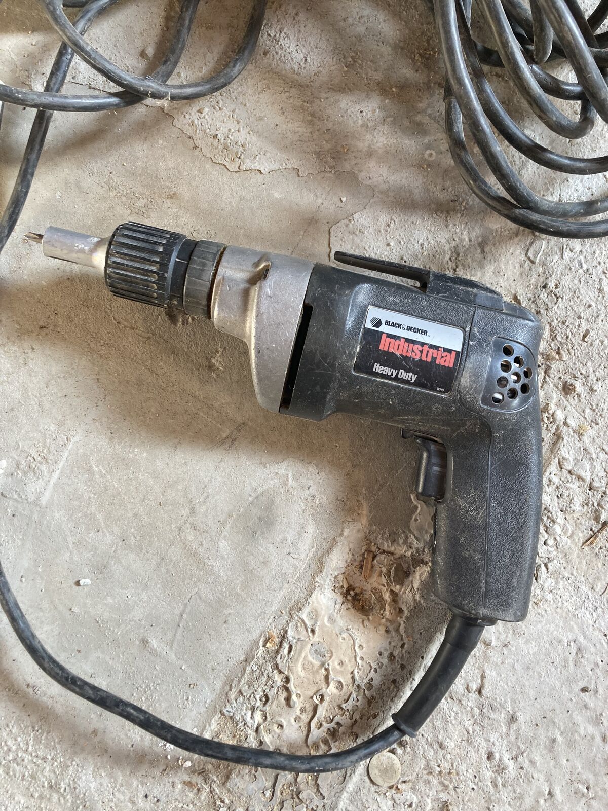 Black and decker corded drill