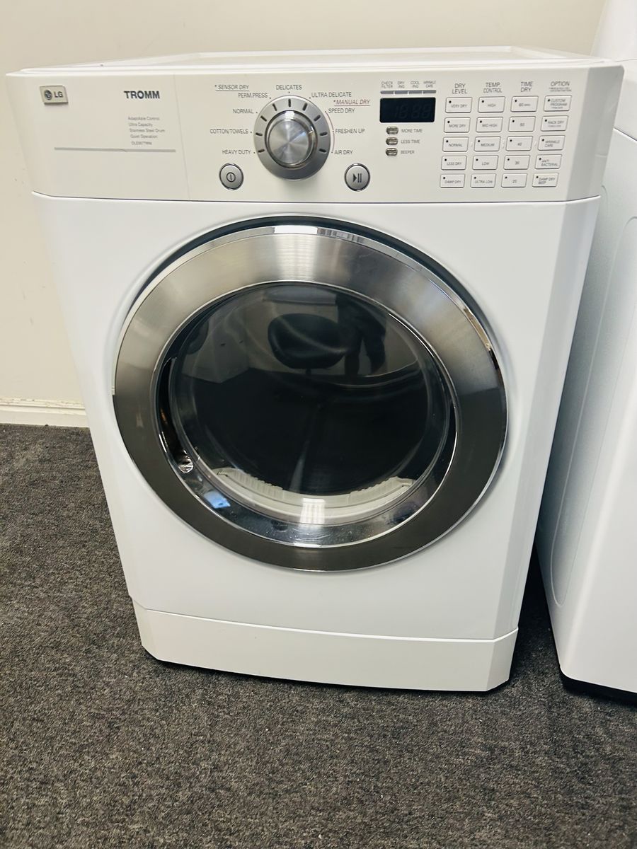 LG stackable electric dryer 