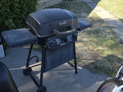 Char-Broil Classic 2-Burner Gas Grill - Compact Black BBQ with Side Shelves