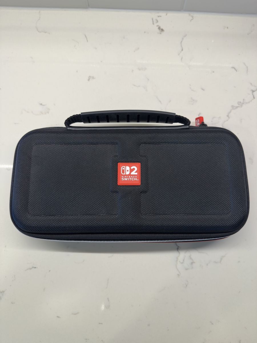 Main image 6