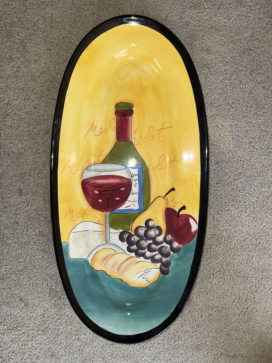 Ceramic plate: wine, grapes, cheese design