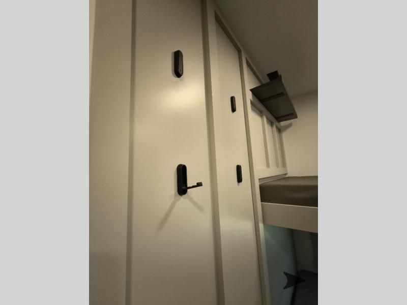 Main image 38