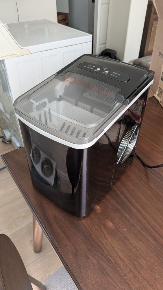 Frigidaire countertop icemaker