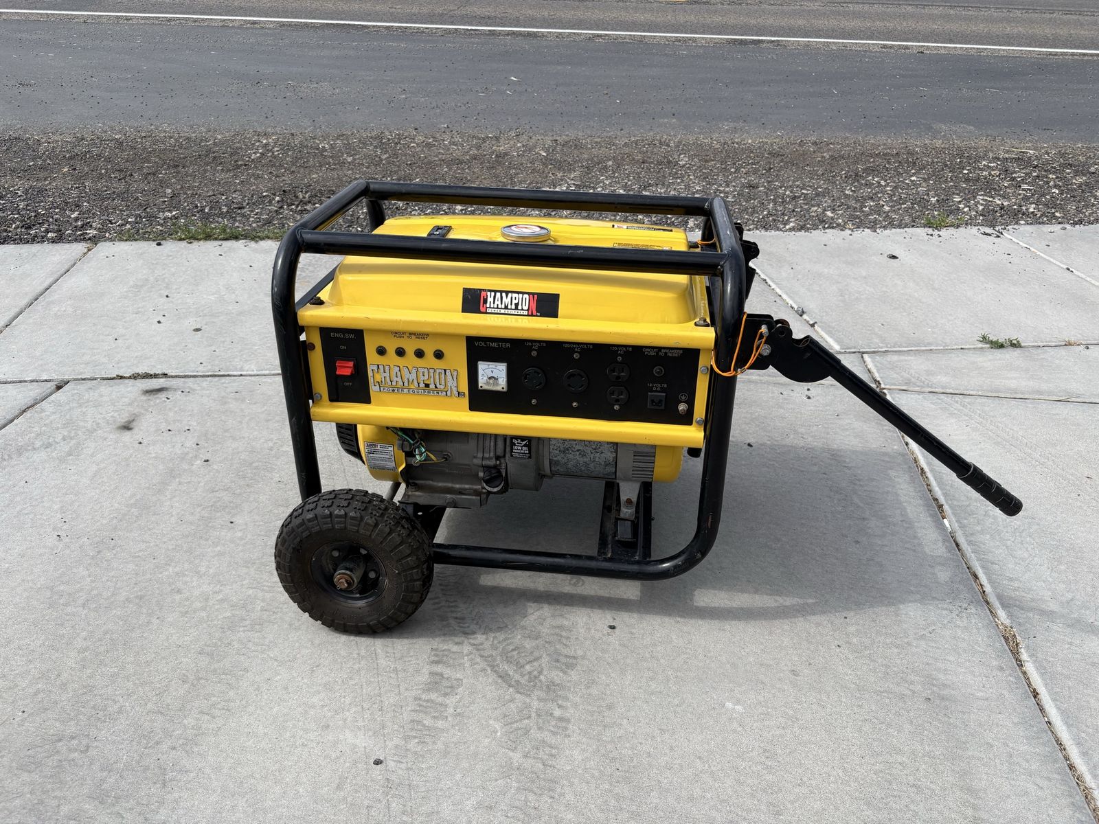 Champion International Portable Generator - 6500 Watt - with Wheels