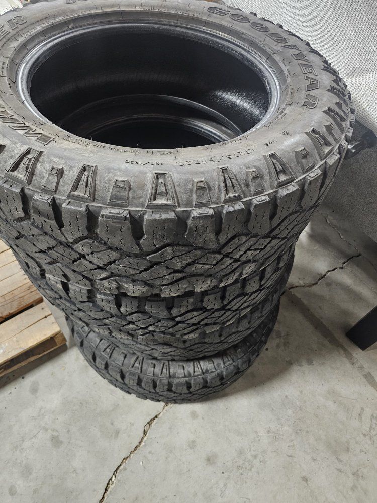 275 65 R20