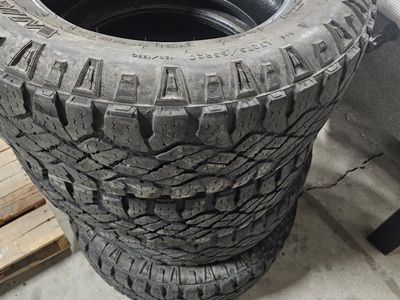 275 65 R20