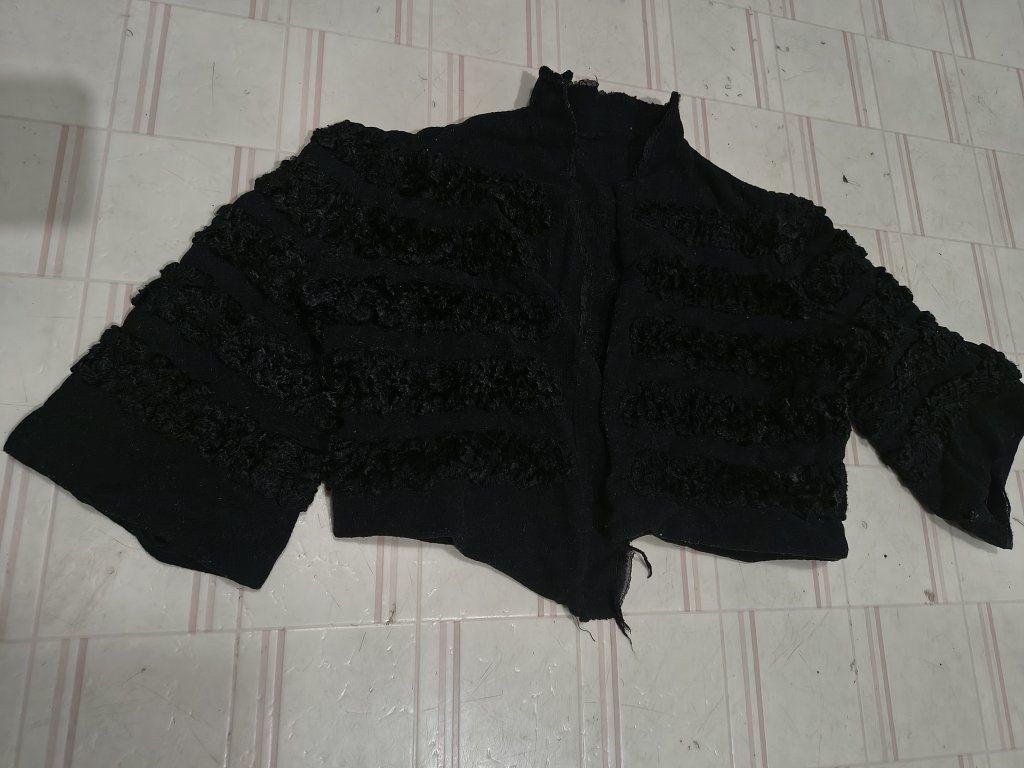 Main image 27