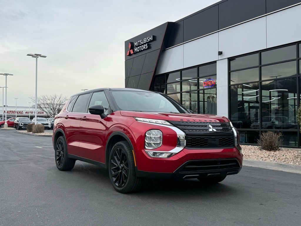 2023 Mitsubishi Outlander SEL Black Edition