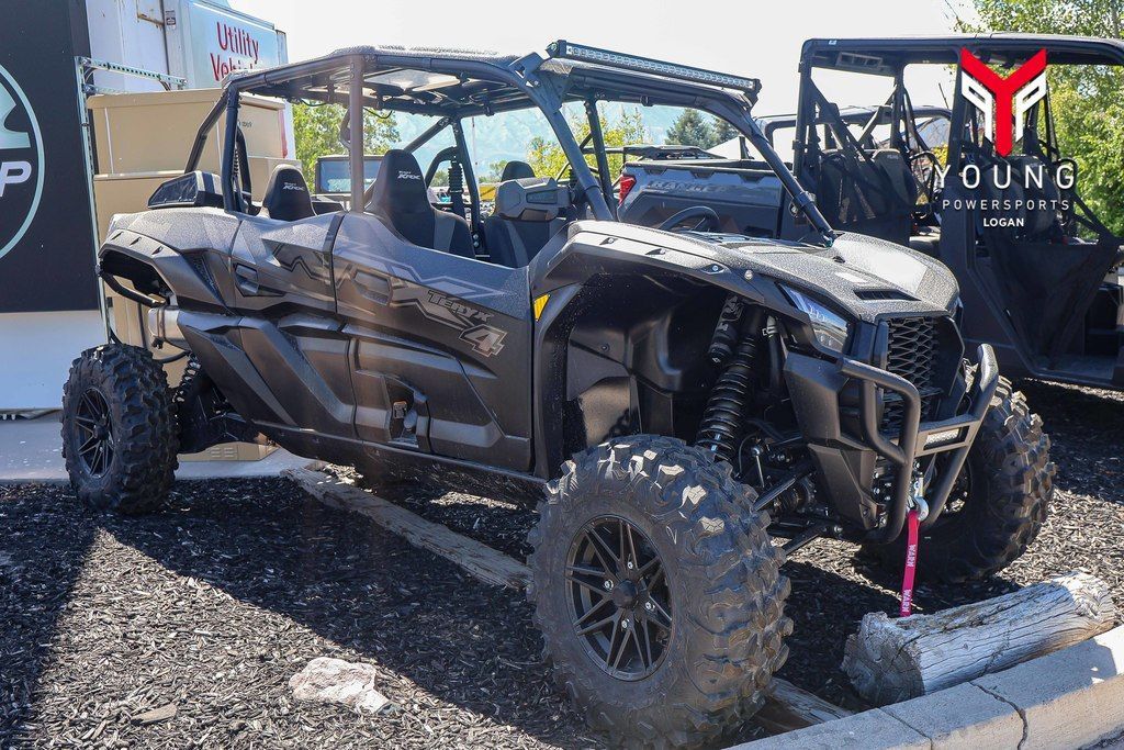 2026 Kawasaki Teryx® KRX4™ 1000 Blackout Edition
