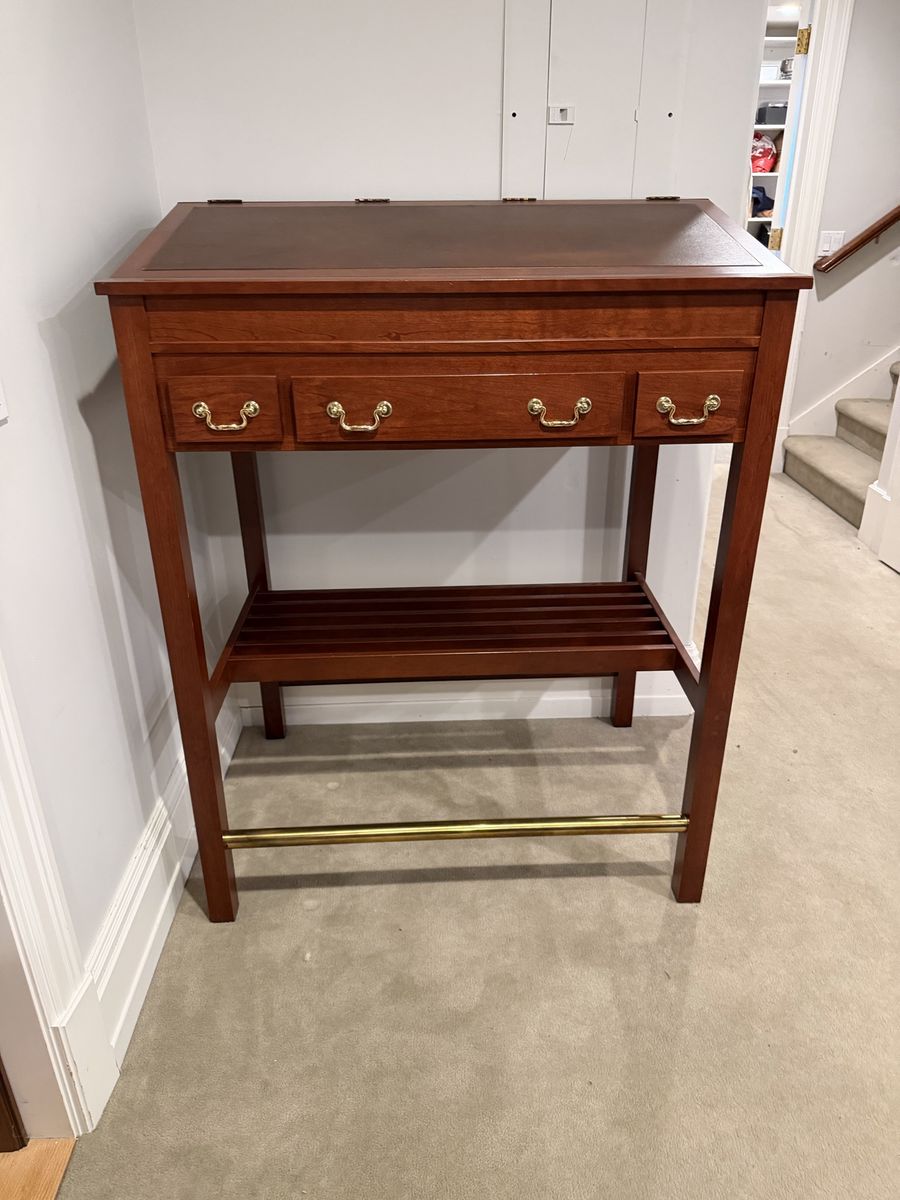 Standing Amish made drafting desk