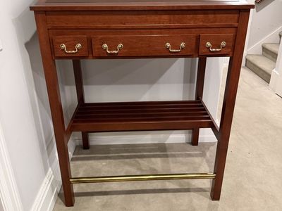 Standing Amish made drafting desk
