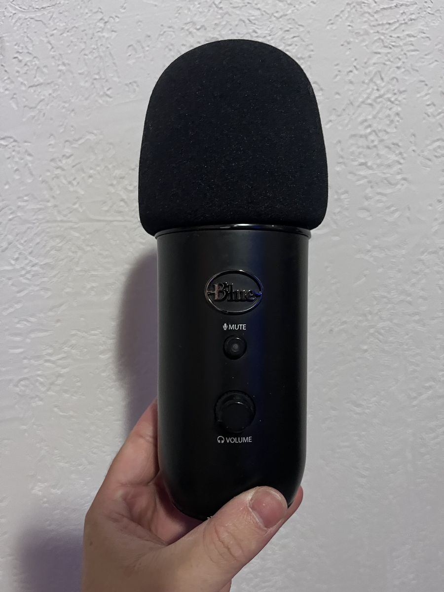 Blue Yeti USB Microphone (Mic Only) - Black, Excellent Condition, Fully Functional