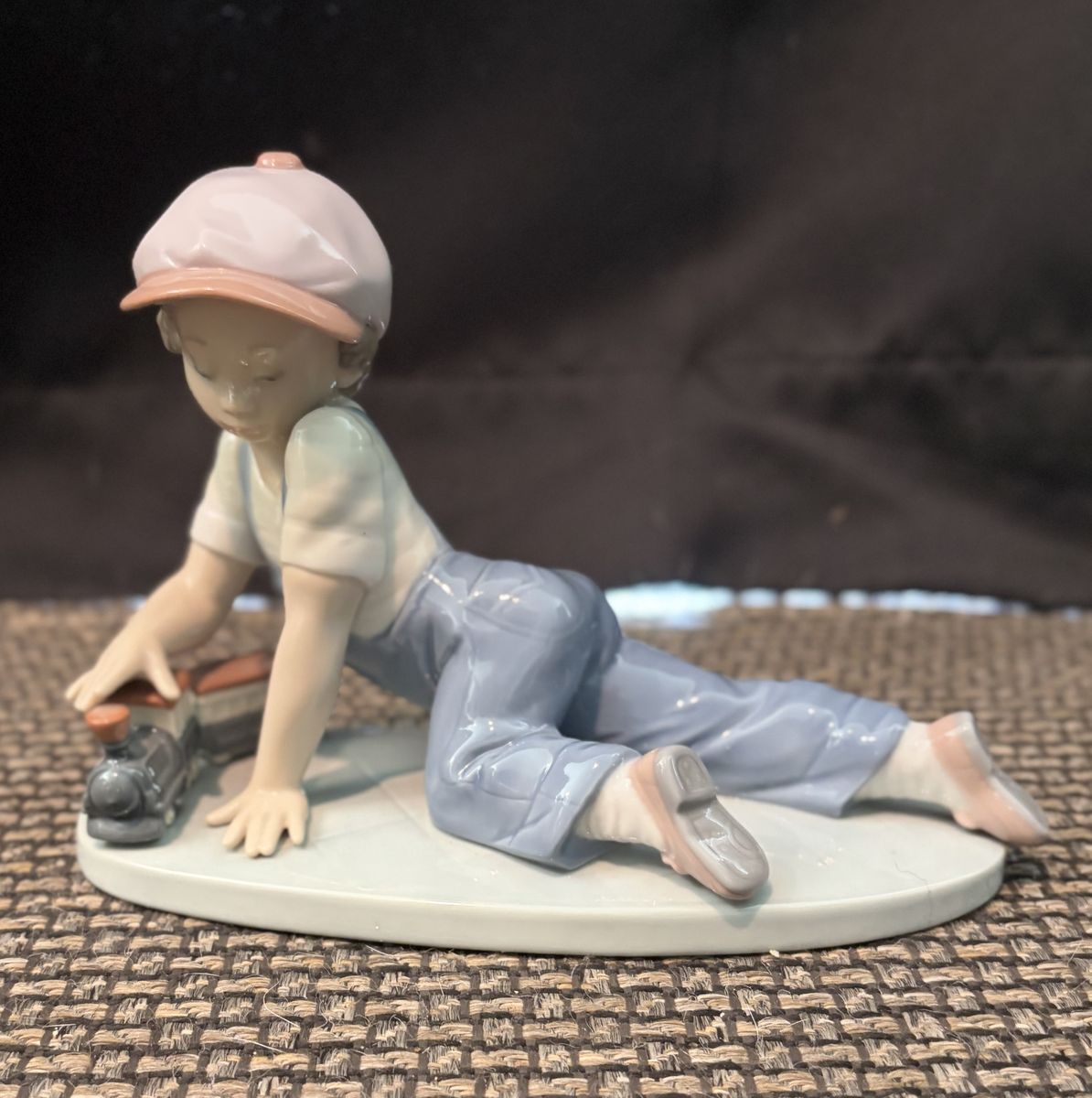Lladro 7619 All Aboard Boy with Train Figurine Excellent Retired Original Box