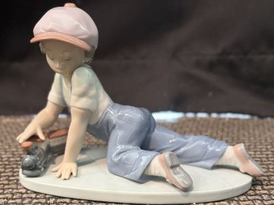Lladro 7619 All Aboard Boy with Train Figurine Excellent Retired Original Box