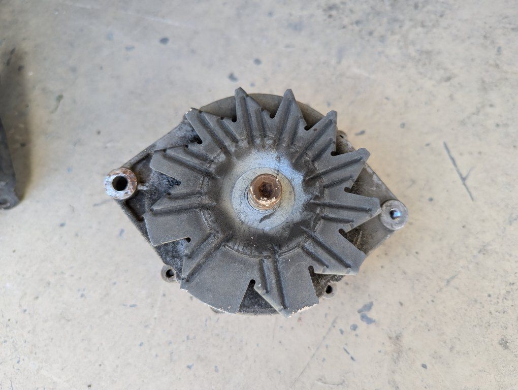 Main image 3