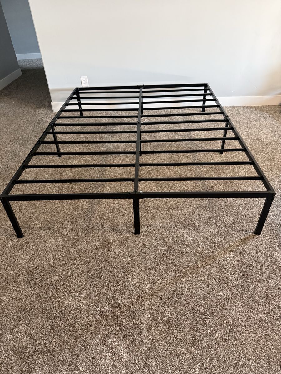 Black Metal Queen Size Platform Bed Frame with Steel Slat Support - No Box Spring Needed