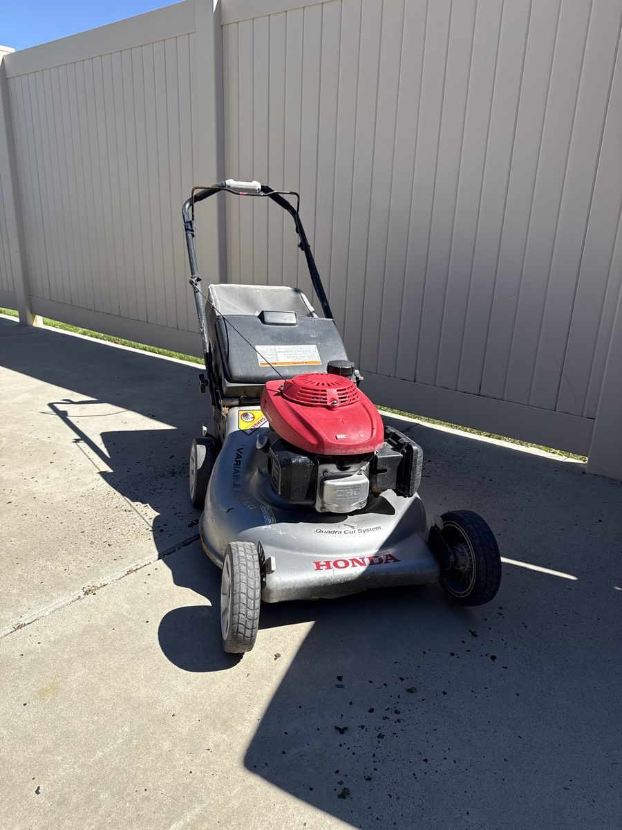 Honda Lawn Mower Model HRR2166VKA