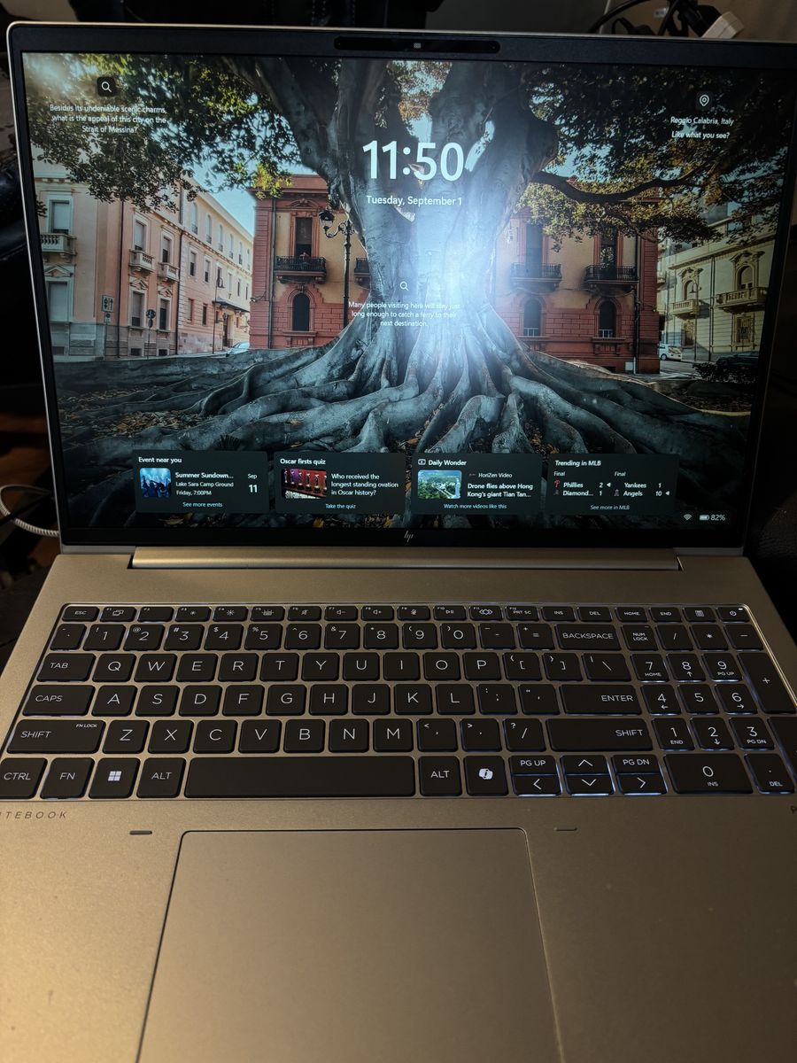 HP ELITEBOOK 660 WITH INTEL CORE ULTRA 7, 16GB RAM,512GB SSD AND 120 DAY WARRANTY!