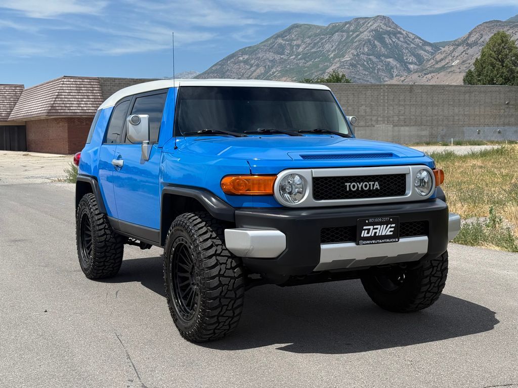 2008 Toyota FJ Cruiser Base