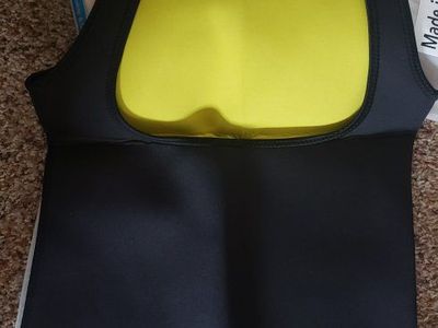 Sweat Vest size L & Postpartum Belly Wrap - Sizes M
