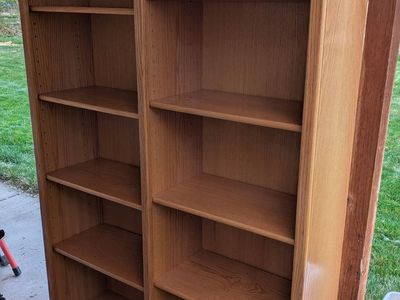 Nice oak colored bookcase