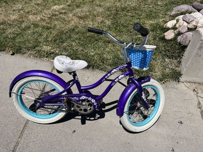 Girls bike