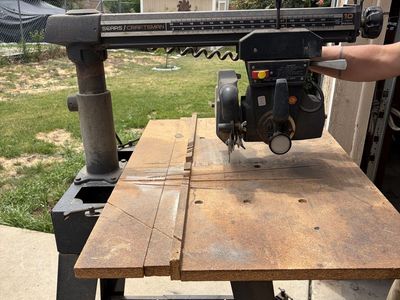 Radial arm saw