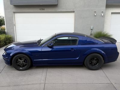 2005 Ford Mustang GT Premium