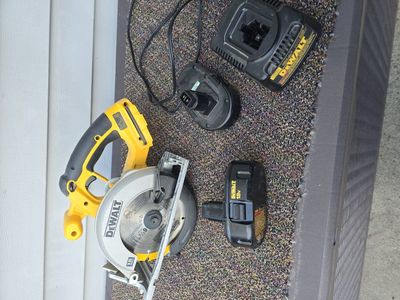 Dewalt 6 1/2 in circular saw and drill