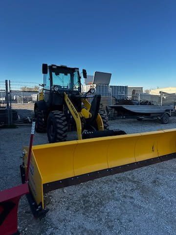 new Holland 2023 w80c loader