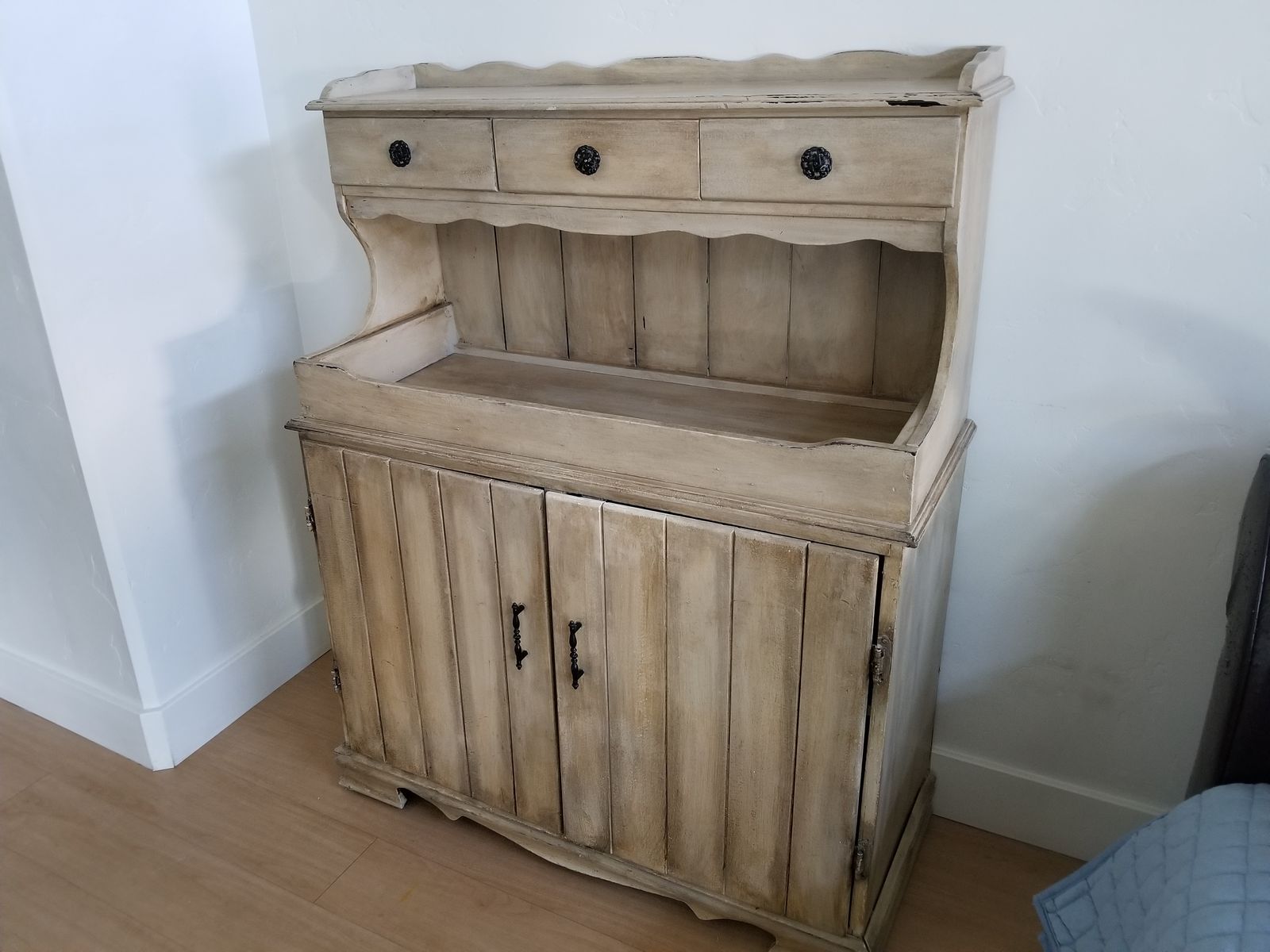 Wooden cabinet
