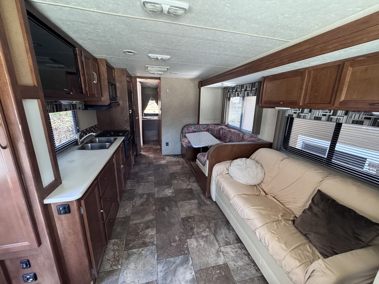 2013 Coachmen Pursuit Class A – Turn-Key, Upgraded & Ready to Travel!