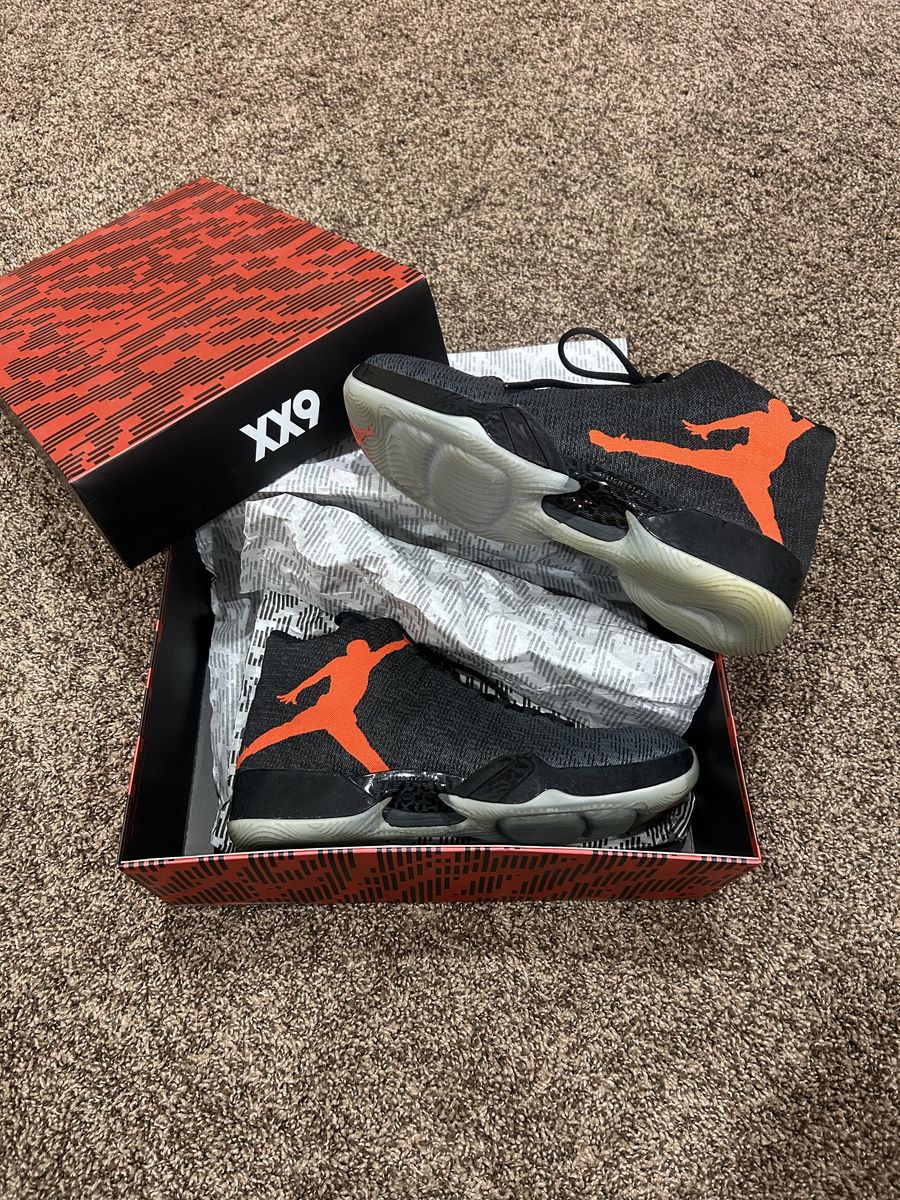Nike Air Jordan 29 basketball shoes. Mens size 11