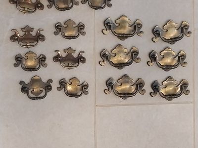 Set of 9 Antique Bronze Dresser Handles (2.5" & 3.5") – New with Screw
