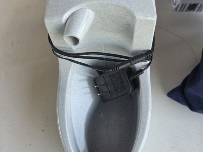 Drinkwell Mini Pet Water Fountain with Power Adapter and dish