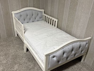 White Tufted Upholstered Toddler Bed with Mattress - Light Grey Fabric